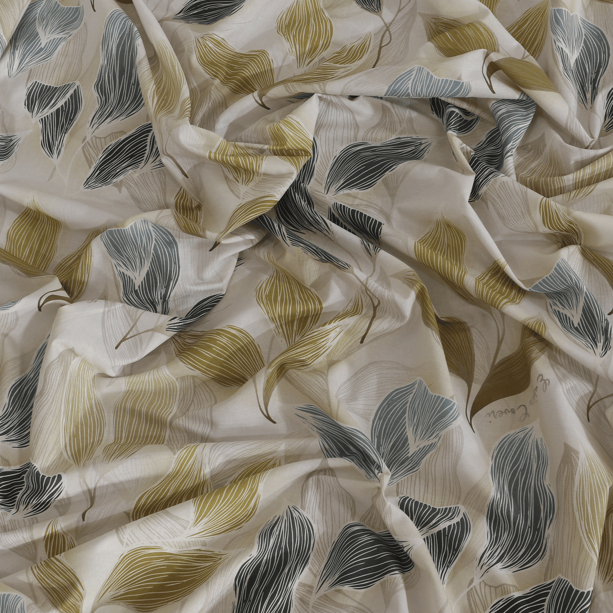 Golden Breeze King Bedsheet Set