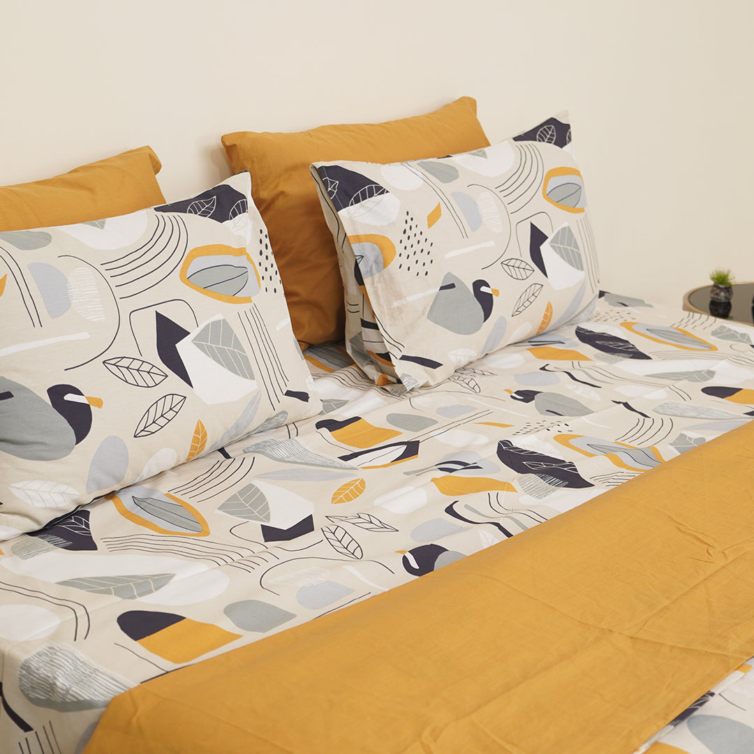 Honey Tart Single Duvet Cover & Comforter Set