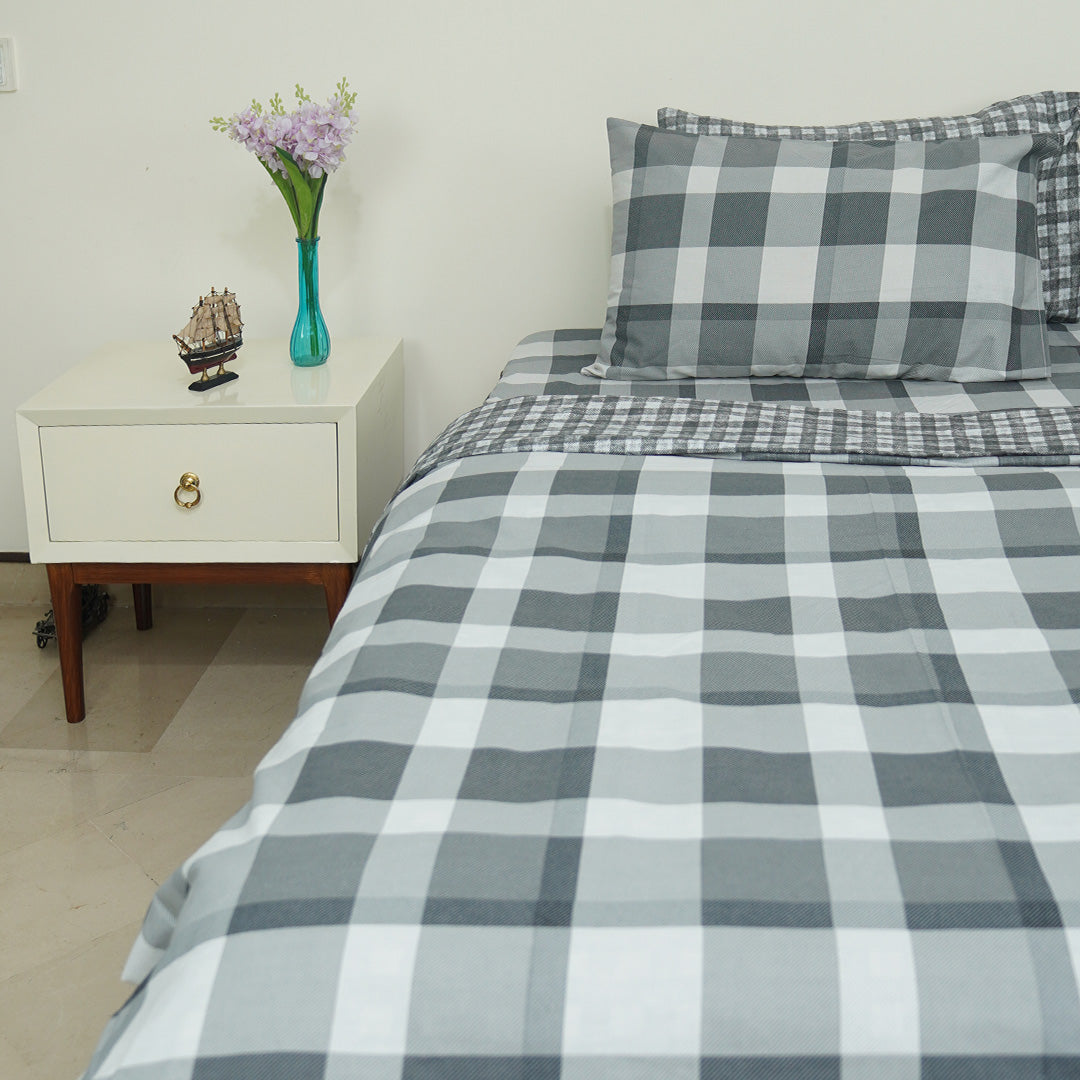 Classic Tale Single Duvet Cover & Comforter Set