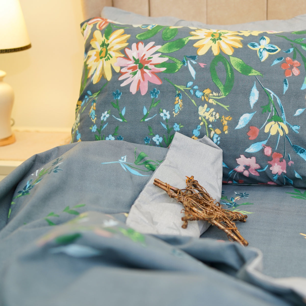 Canterbury Bells Single Duvet Cover & Comforter Set