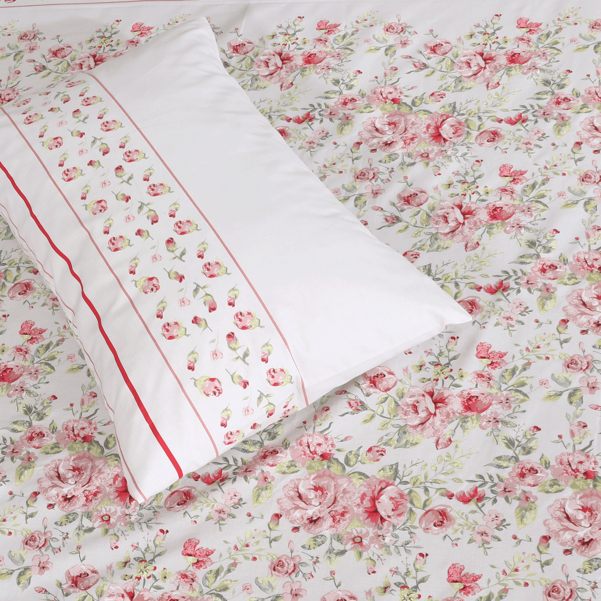 Velvet Rose King Bedsheet Set