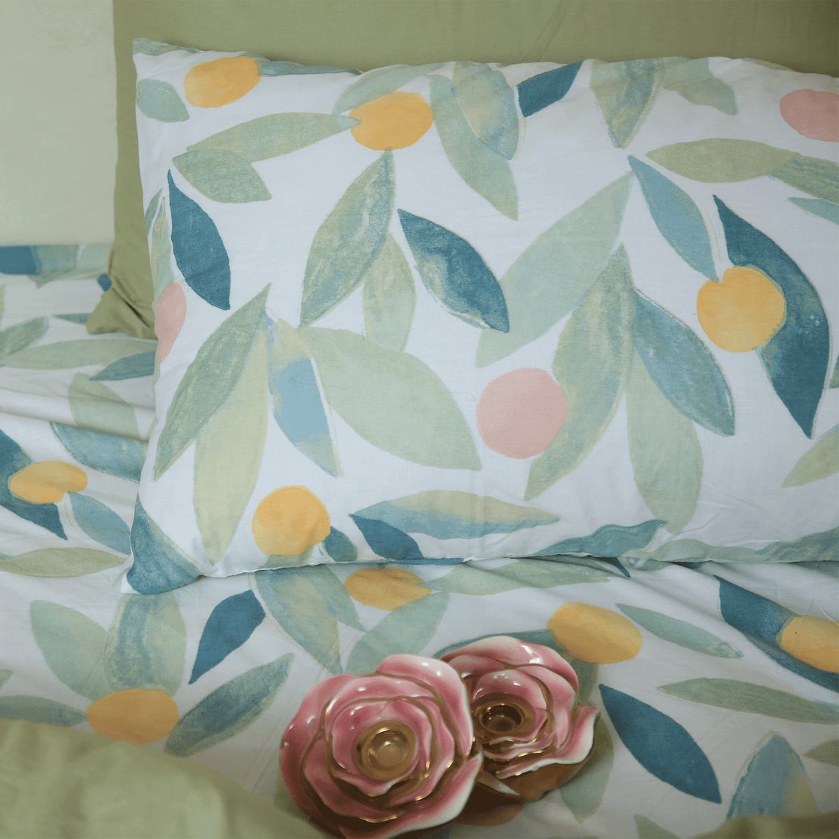 LeafellaKing Bedsheet Set