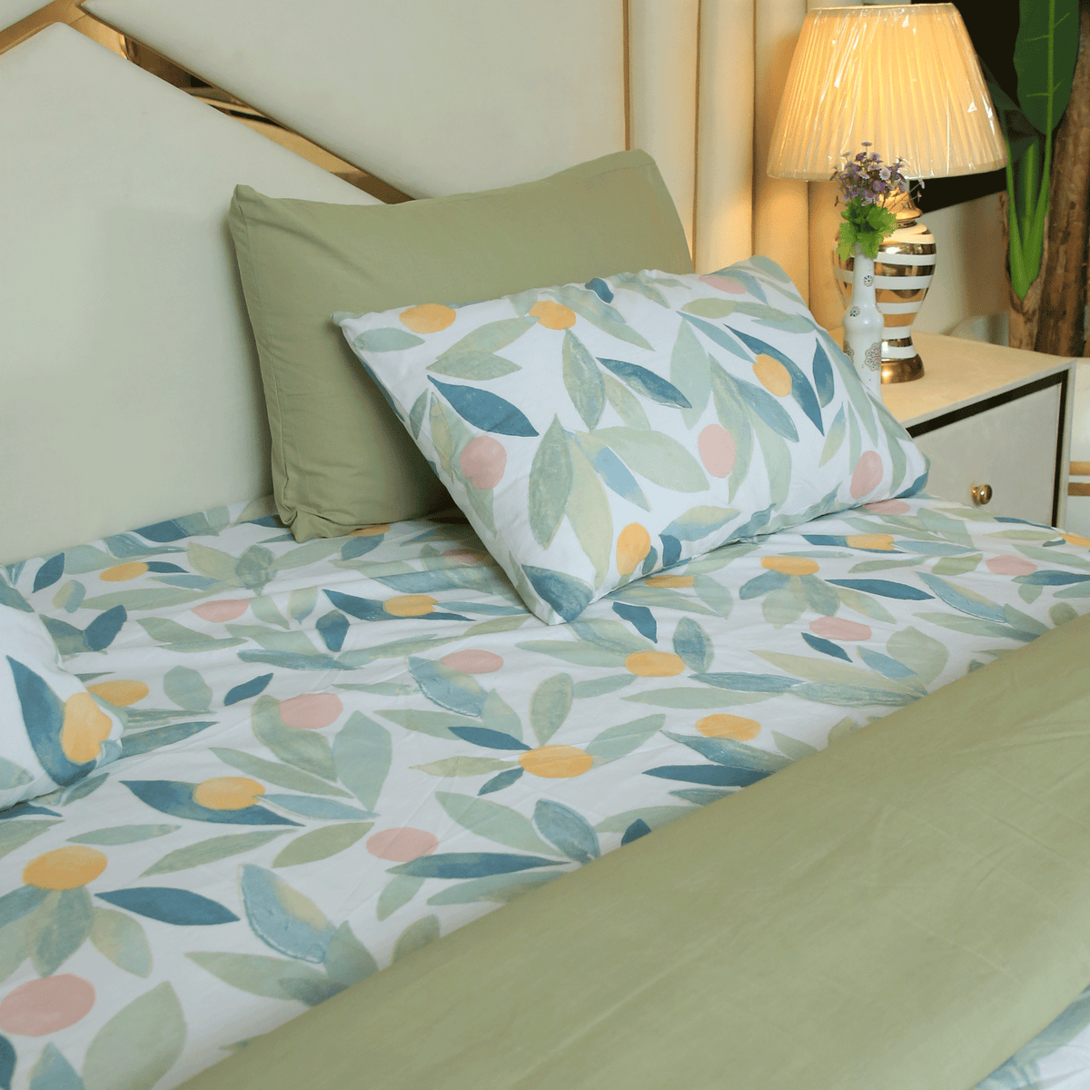 LeafellaKing Bedsheet Set