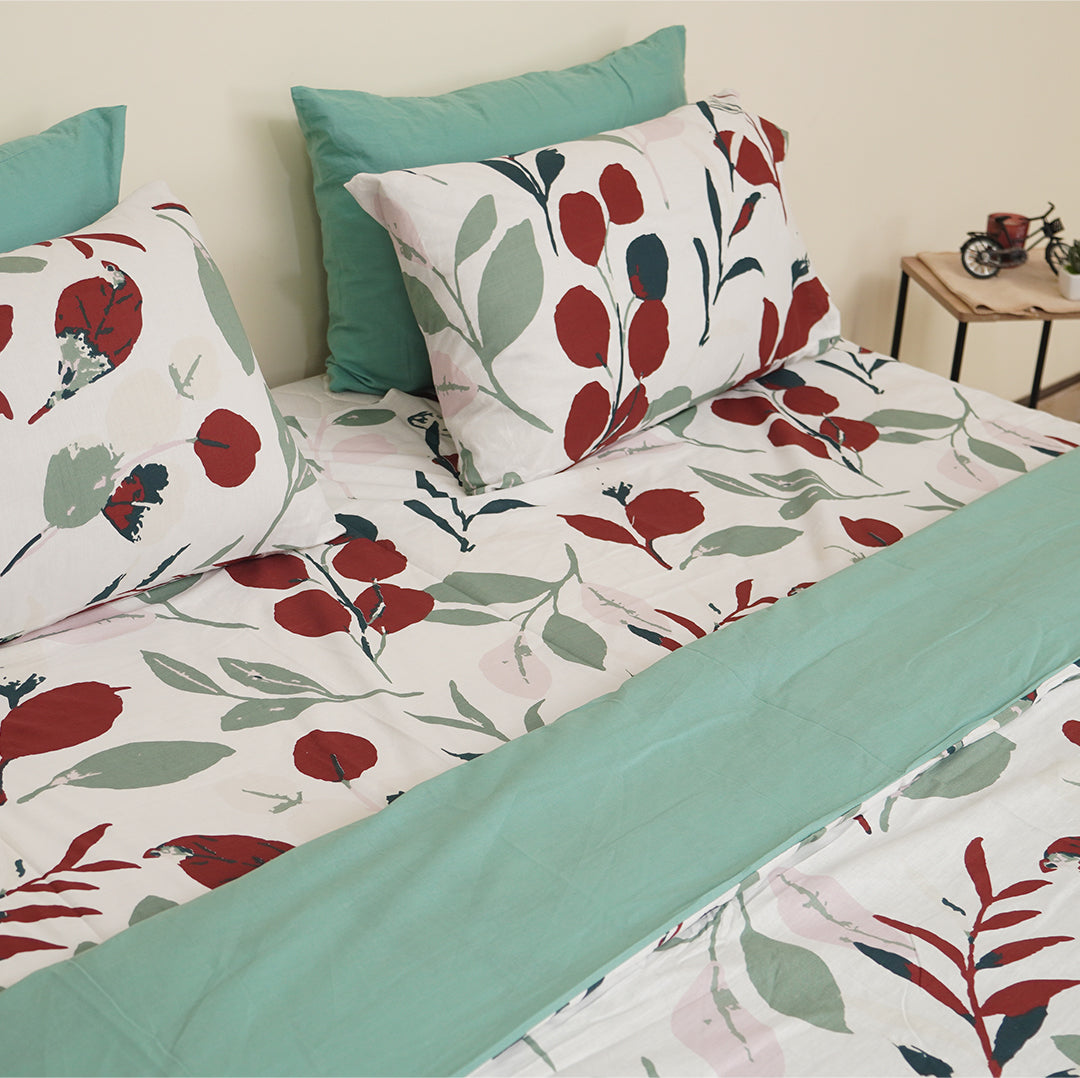 Mistletoe King Duvet Cover & Comforter Set