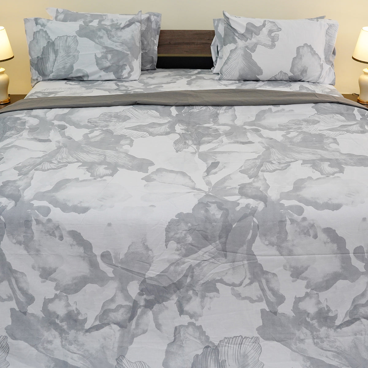 Tranquil Azure Petals Singl Bedsheet Set