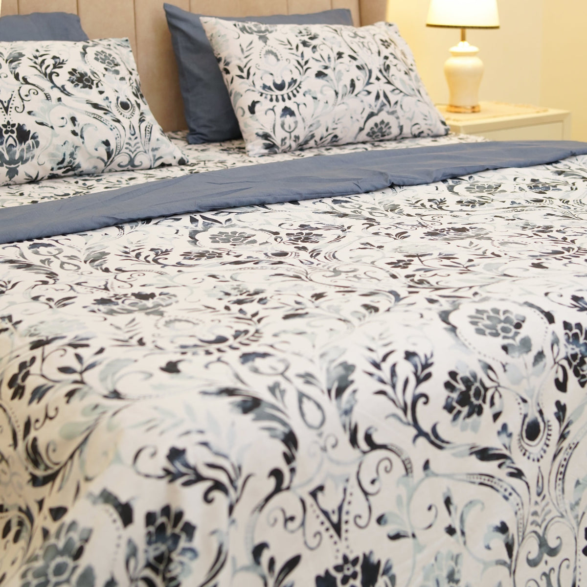 Victoria' Single Duvet Cover & Comforter Set