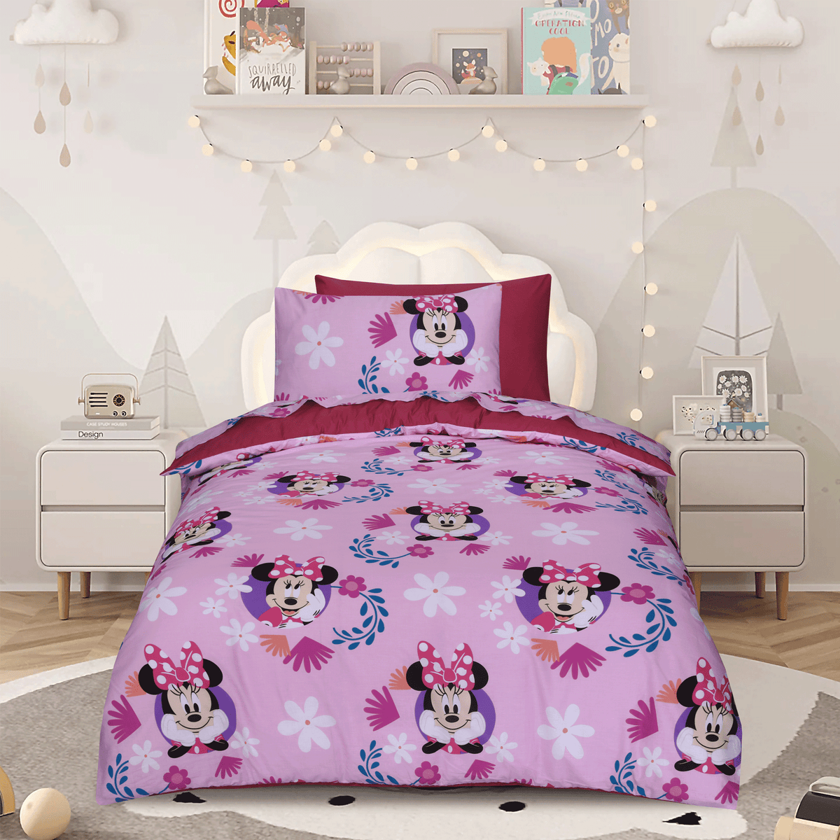 Minnie Dreams Kids Bedsheet Set